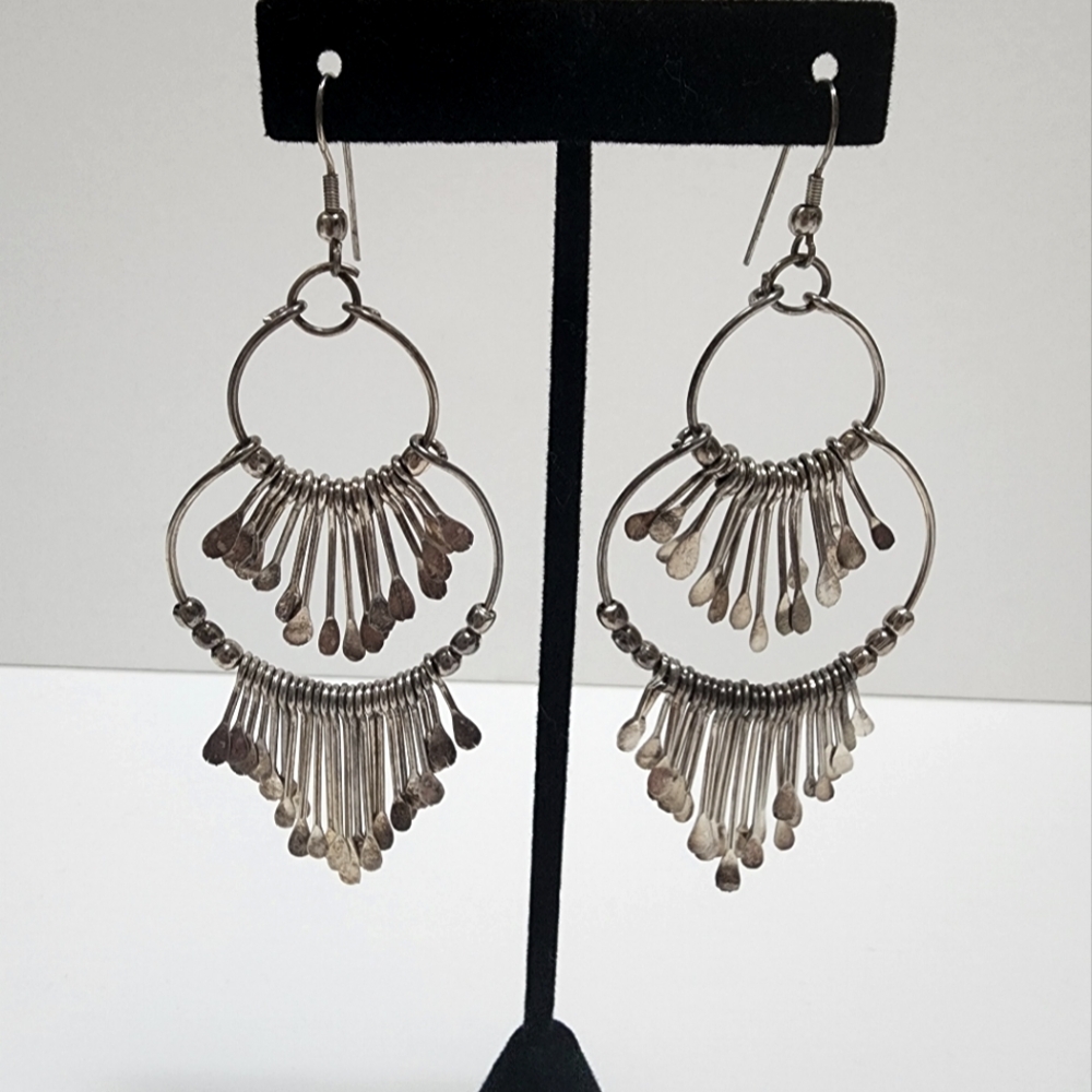 EARRINGS SILVER LONG BOHO STYLE WITH CIRCLES OF TAPERED SILVER SHAPED DANGLES